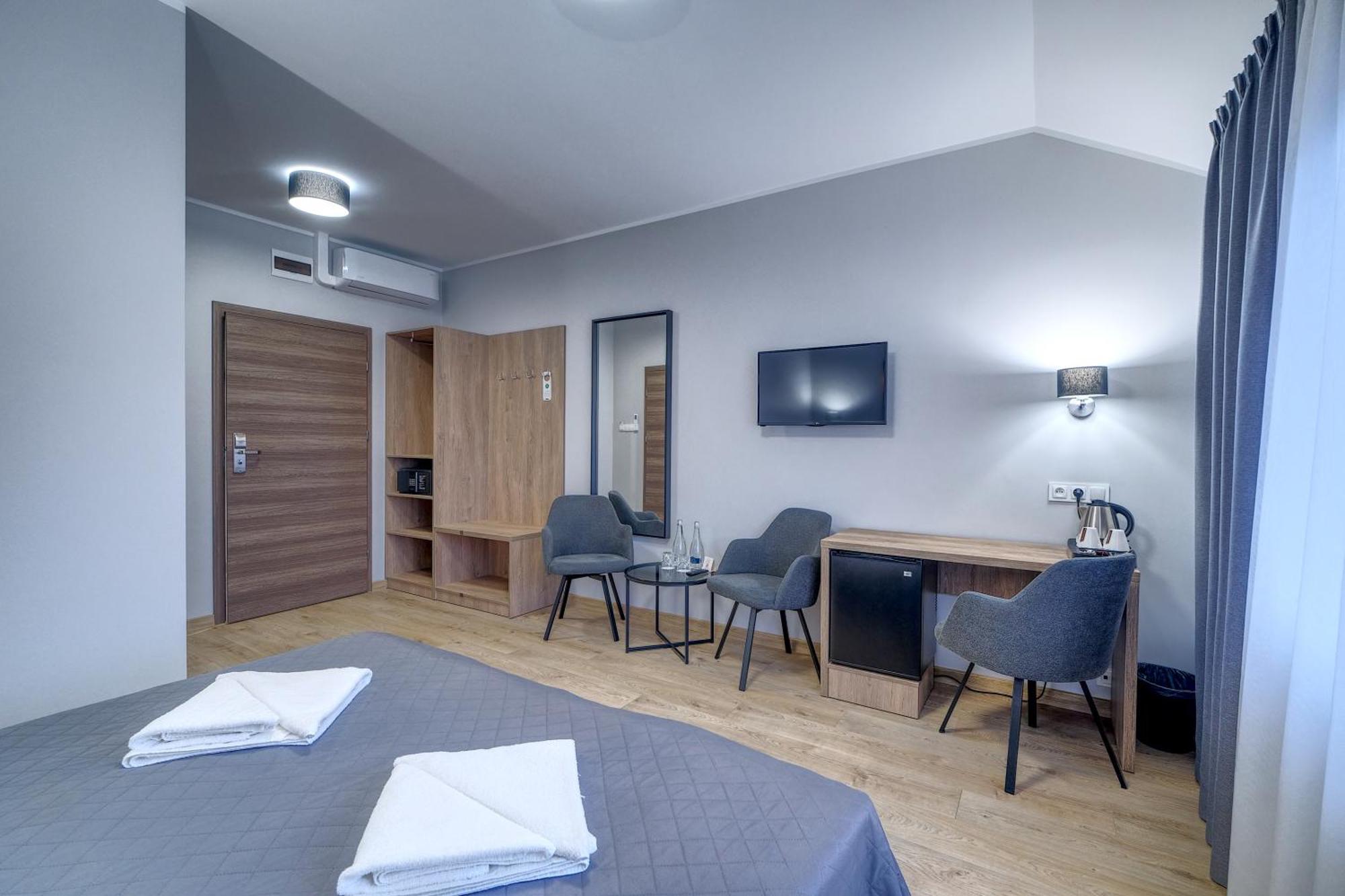 Lawendowy Dwor Bed & Breakfast Pszczółki Bagian luar foto